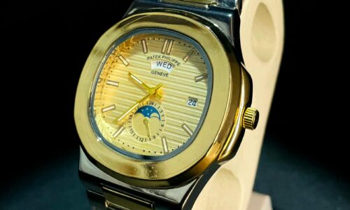 Branded Date and Time Chain Strap Watch